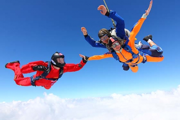 Фото - 7 фактов о прыжках с парашютом